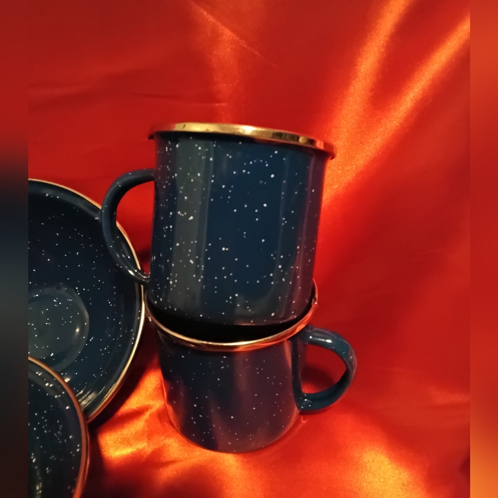 PRICE DROP! Stansport Enameled Blue Speckled Dinnerware - Picture 2 of 4